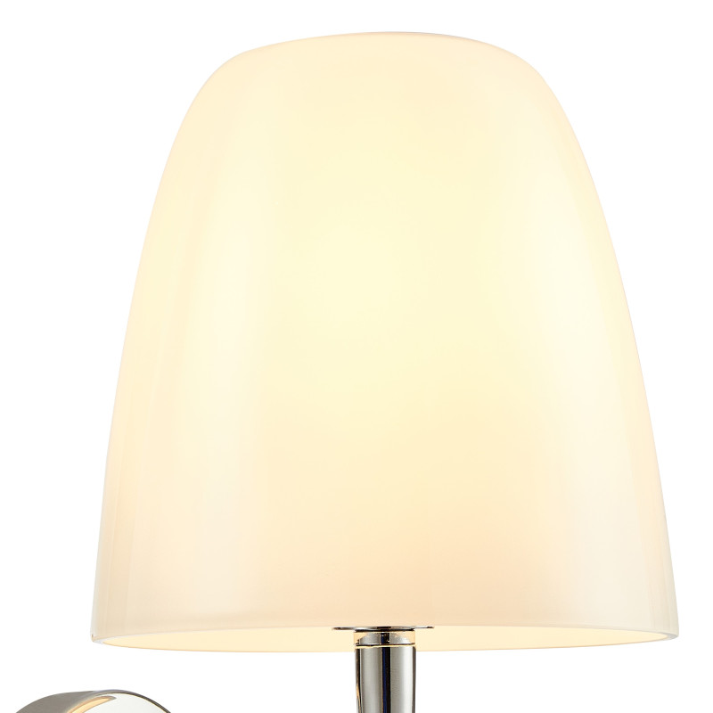 Бра Favourite Seta 2961-1W, D180*W220*H335, латуни, плафон из стекла цвета опала