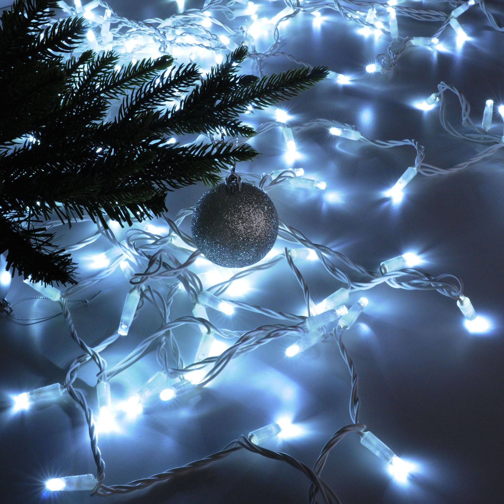 Гирлянда нить 20м IP65 2000 см Elektrostandard 400-102 белый 20м IP65