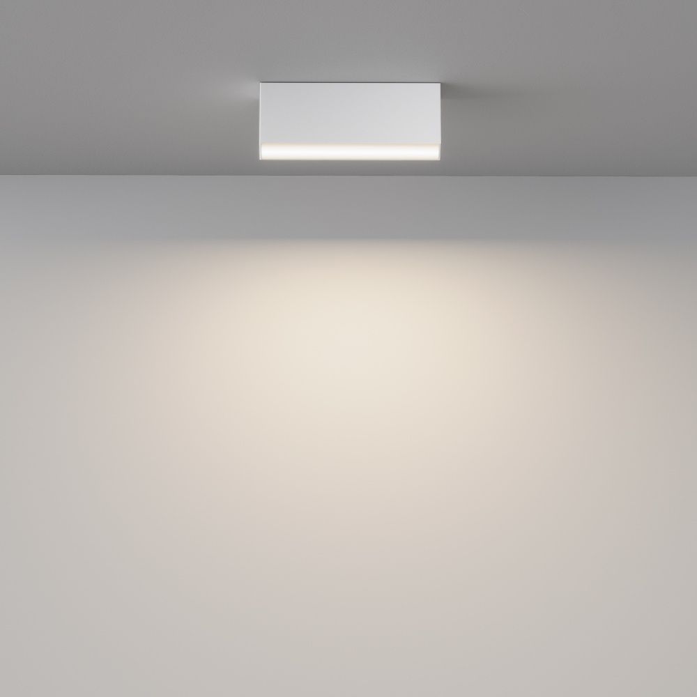 Светильник  C068CL-12W3-6K-W 12,9*2,5*-5 см, *LED*12W, K, Maytoni technical Basis C068CL-12W3-6K-W, Белый