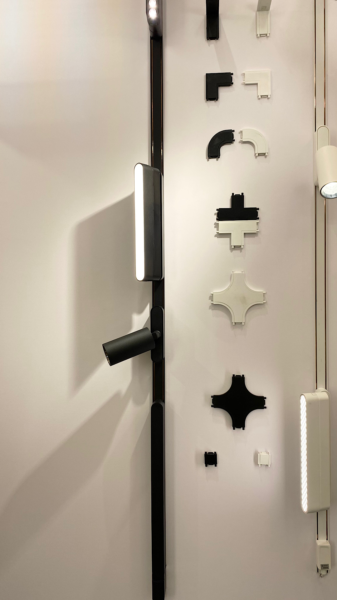 Трековый светильник для низковольтного шинопровода 11,5*5*5 см, LED 12W*3000 К, Novotech Shino Smal, белый, 359259