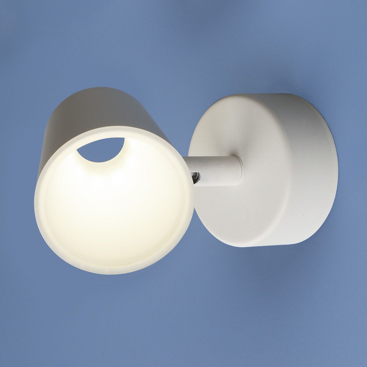 Светильник 9*7 см, LED 5W, 4000K DLR025 5W 4200K белый матовый Elektrostandard