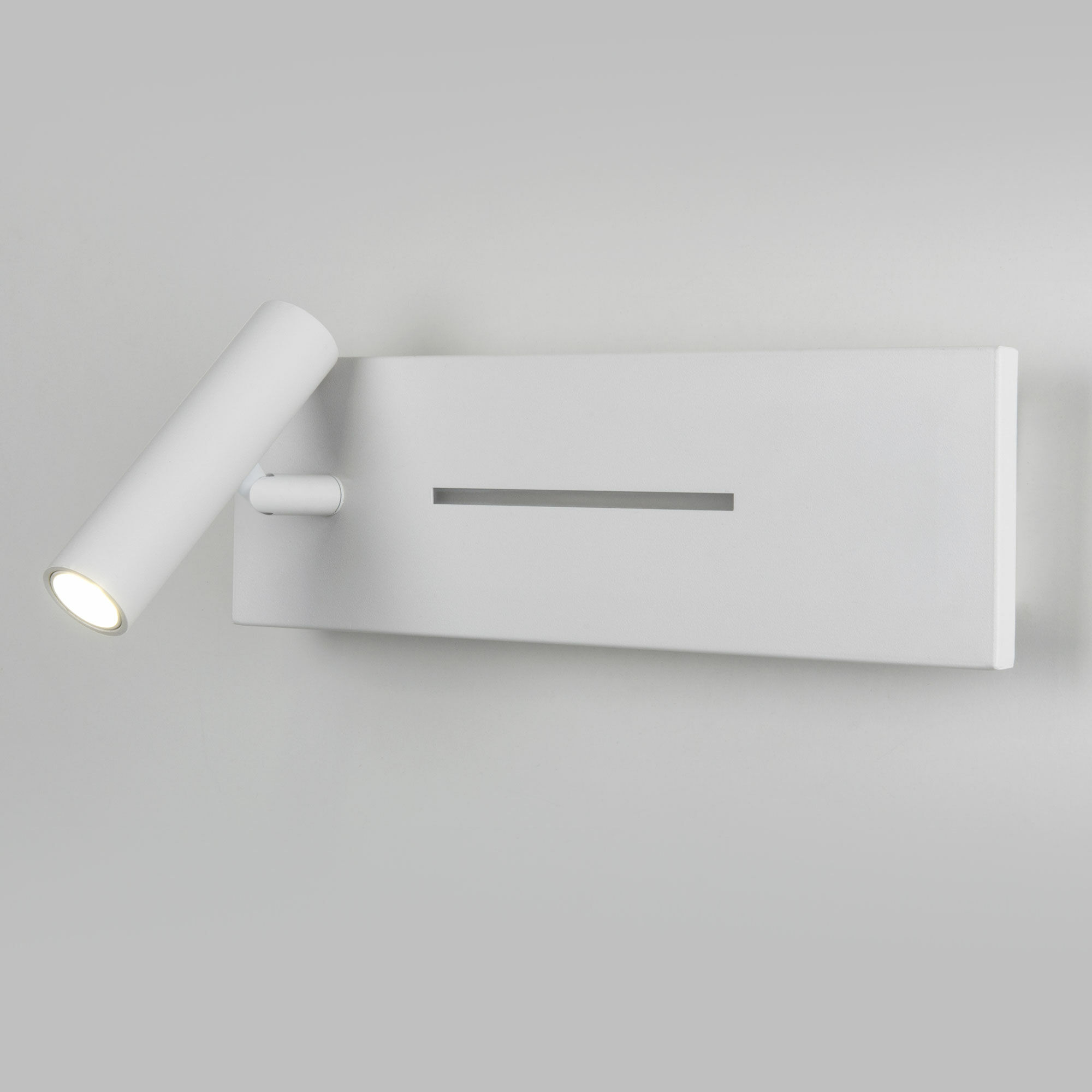 Светильник настенный светодиодный Tuo LED MRL LED 1117 белый Elektrostandard