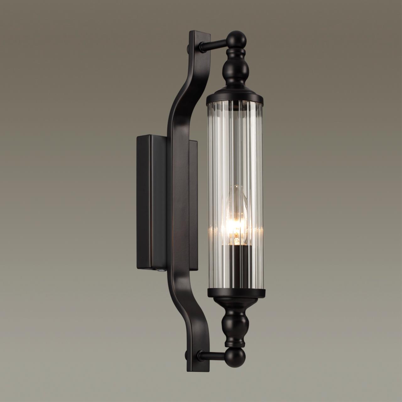 Бра Odeon Light Tolero 4941/1W, черный