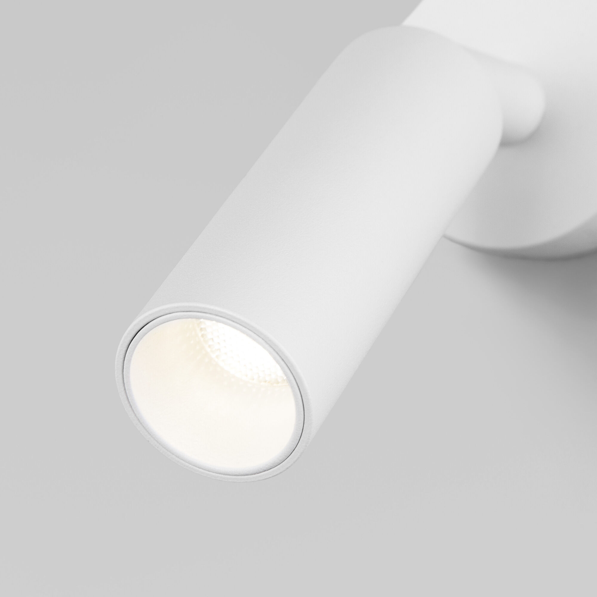 Бра в стиле минимализм 4,5*13*10,5 см, *LED, 3W, 4200 Eurosvet Pin 20133/1 LED, белый