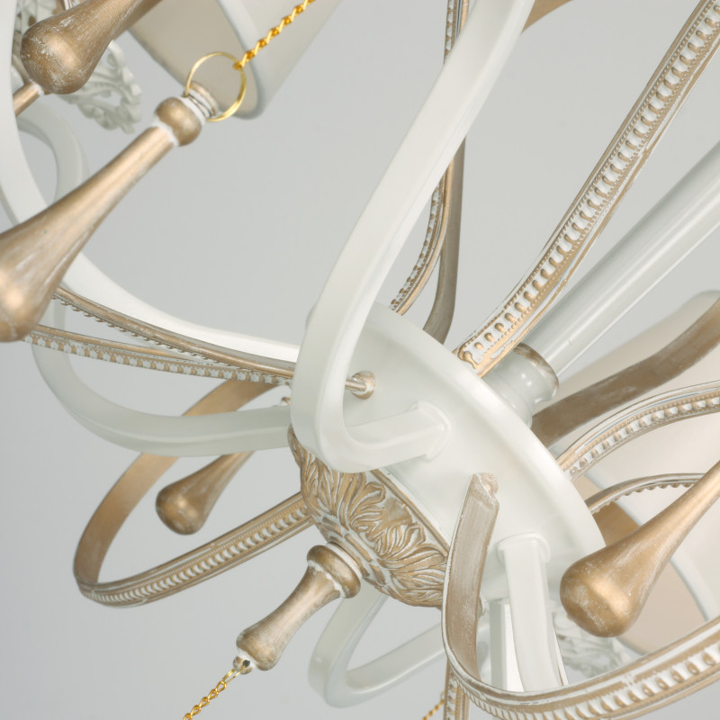 Подвесная люстра Favourite Silena 2635-6P, D710*H590/1670, каркас белого цвета и цвета - античное золото, абажуры из белой ткани, декоративные подвески в виде удлиненных стеклянных капель на золотых цепочках