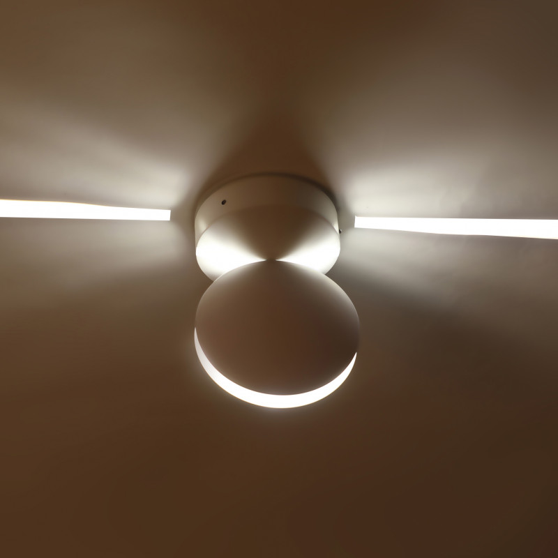 Бра Favourite Collare 2000-1W, D120*H165, Металл белого цвета, прозрачный рассеиватель