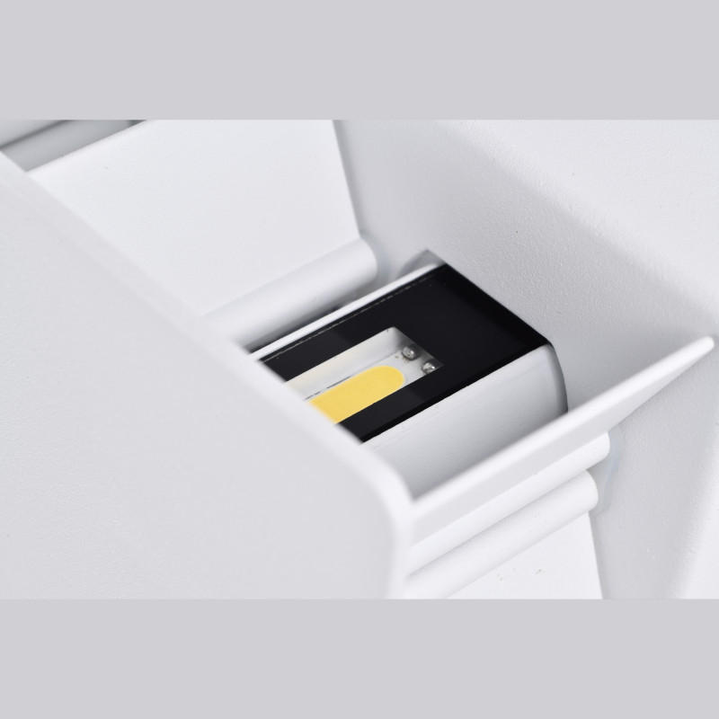 Бра 20**10 см,  *  46W, 4000К Mantra Davos 7820, белый