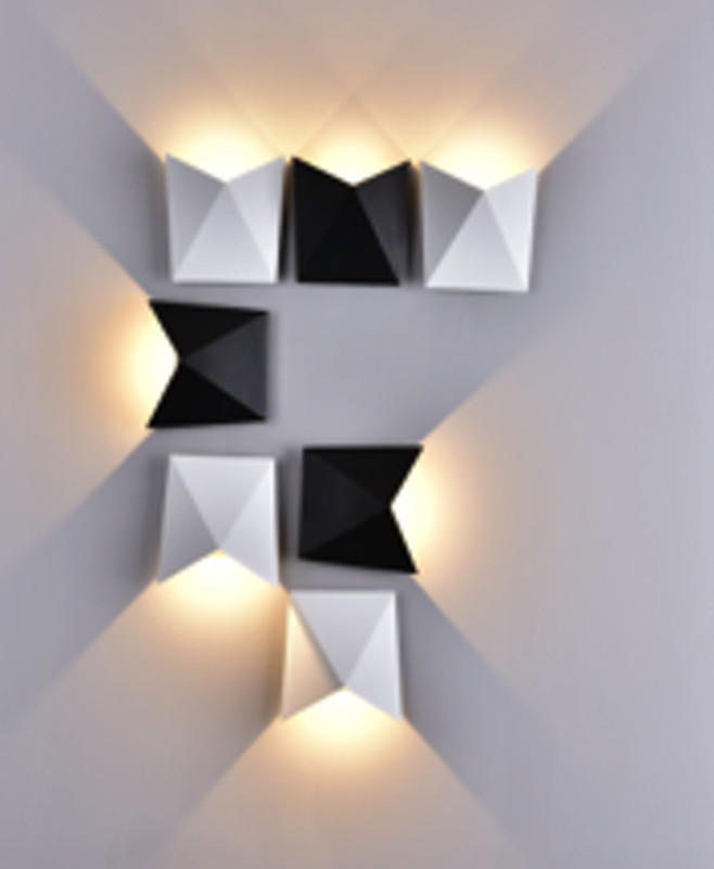 Уличный светильник Maytoni Beekman O802WL-L7B, черный/матовый