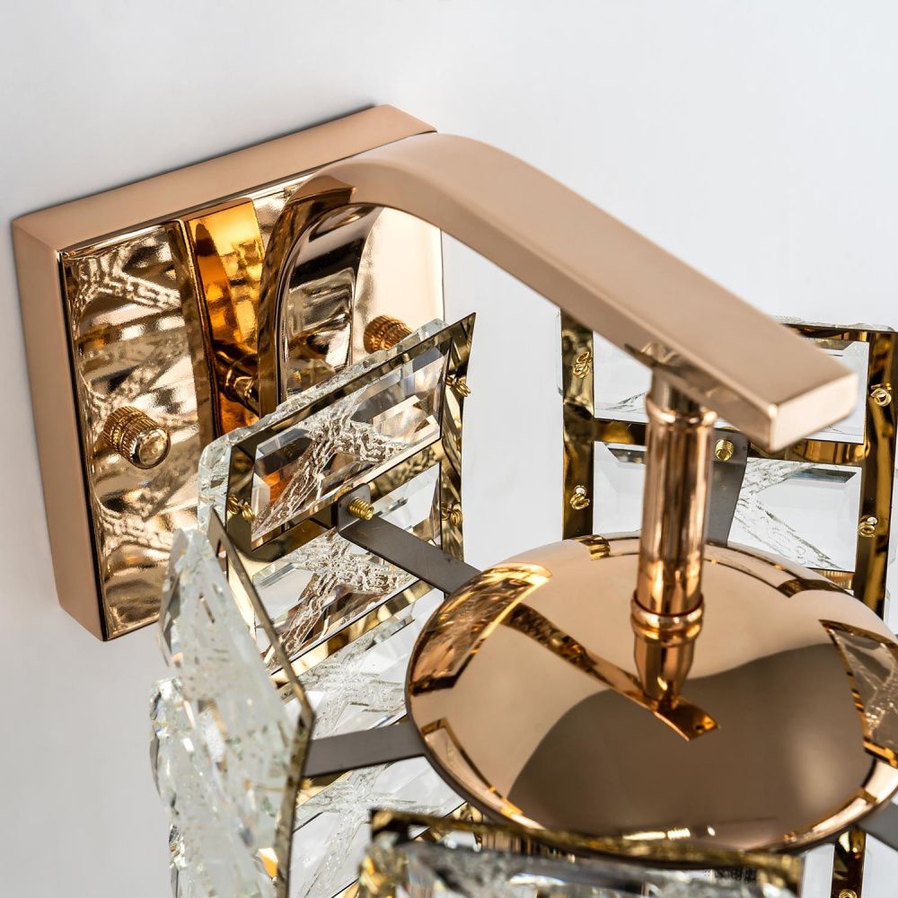 Настенный светильник MODELUX ML.755.02 GD