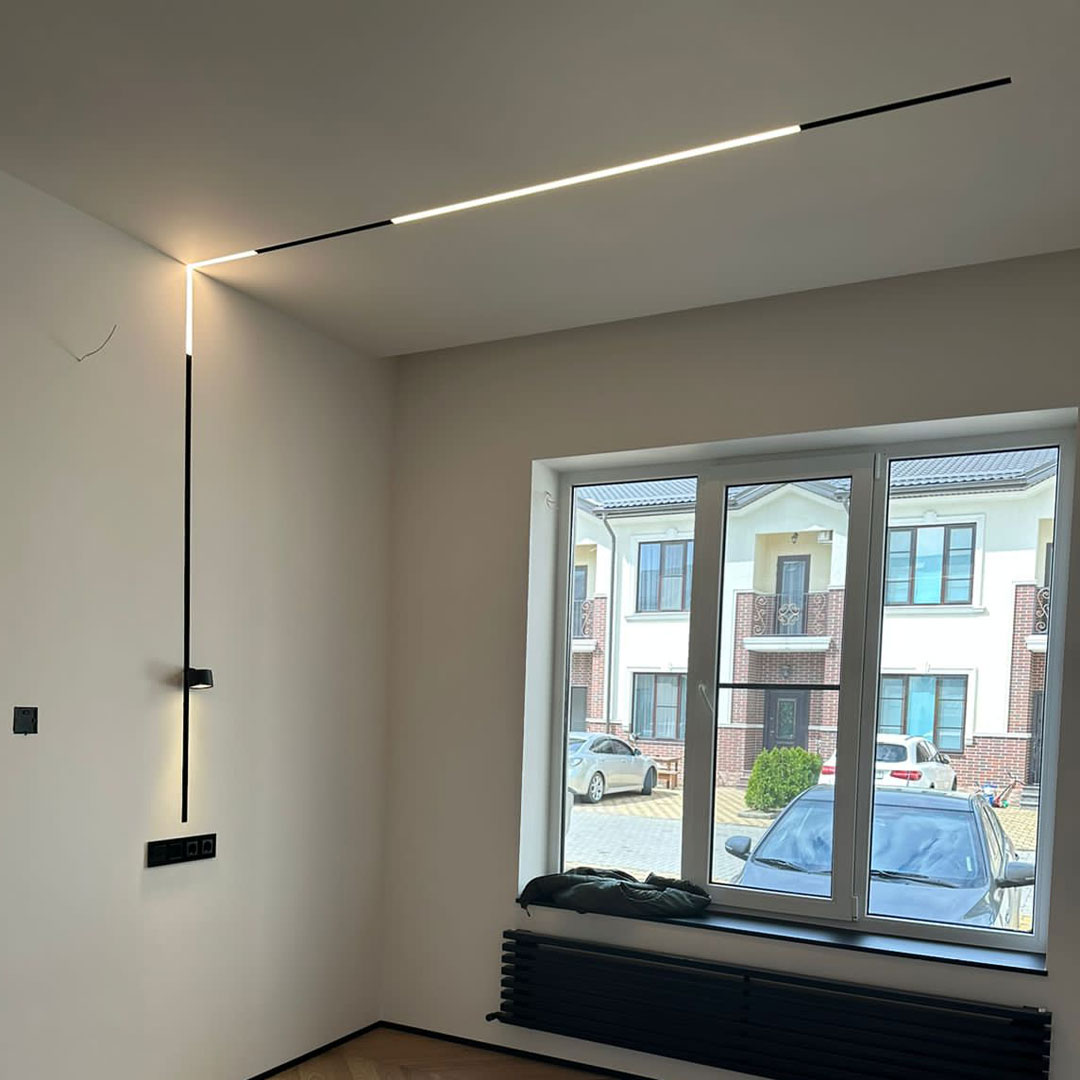 Трековый светильник SMART 41*3 см, 18W 2700K-6000K ST LUCE SKYLINE 220 ST657.496.18 Черный