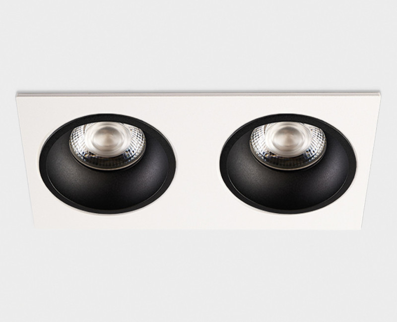 Встраиваемый светильник 9,5*4,5 см, ITALLINE  IT08-8032 black 4000K