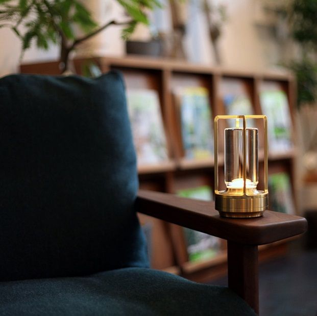 Светильник DZN-5689 БРОНЗА D90/H175/1/LED/5W/2800-6500K фонарь с аккумулятором для пикника PICNIC 23-11 VST