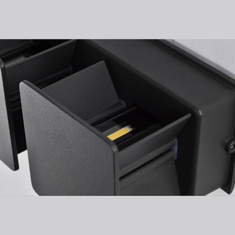 Бра 20**10 см,  *  46W, 4000К Mantra Davos 7821, черный