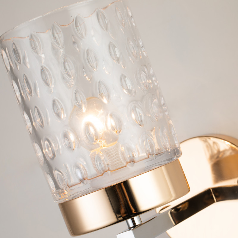 Бра Favourite Crystallus 2710-1W, D250*W125*H290, каркас светло-золотого цвета и цвета хром, плафон из узорного стекла