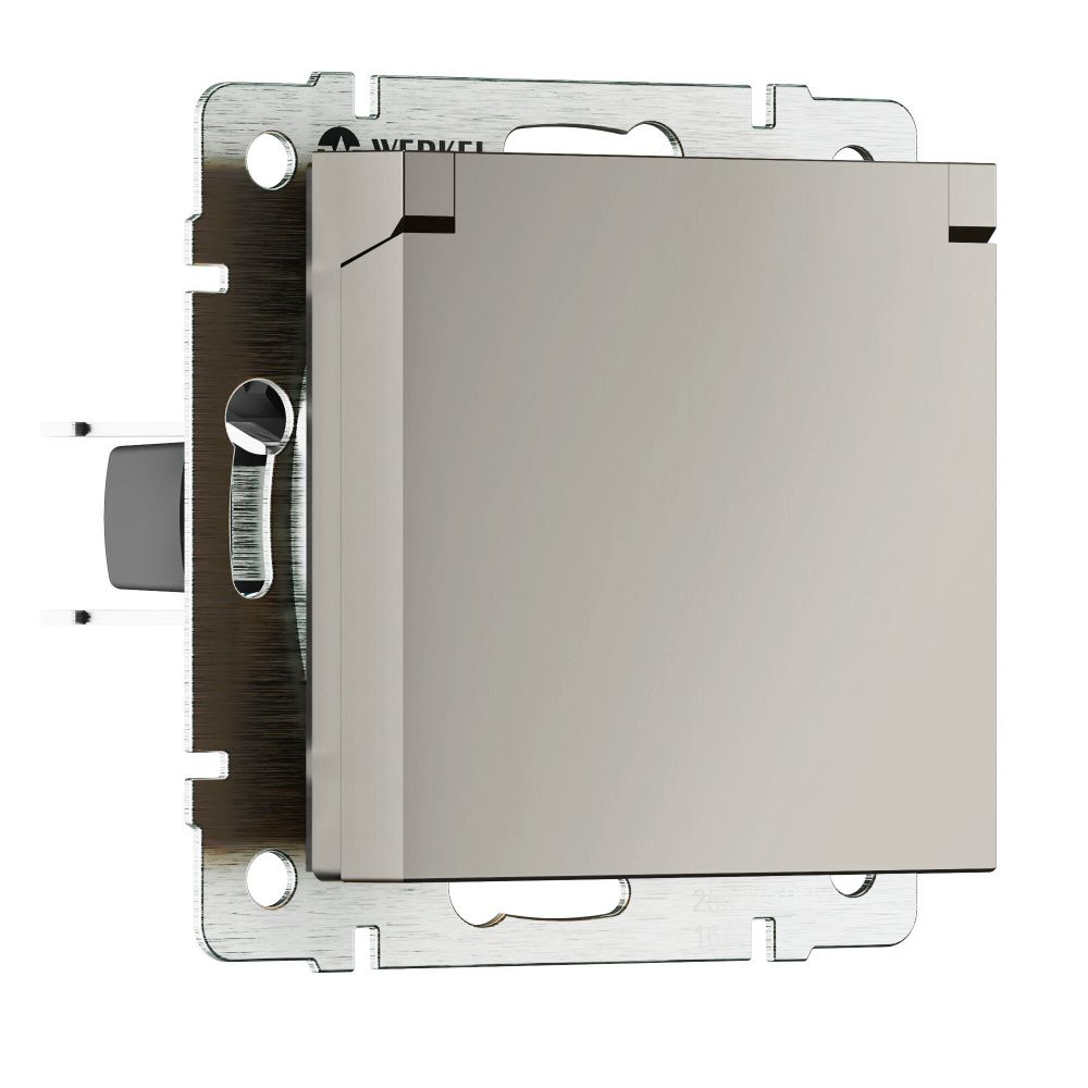 W1271204 Розетка влагозащ. с зазем. с защит. крышкой и шторками, дымчатый Werkel, 4690389211980