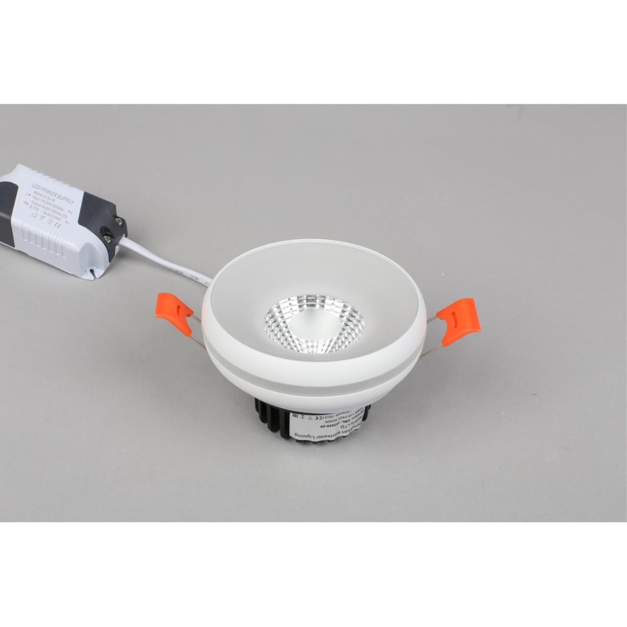 Светильник 9 см, 6W, 4000K, Omnilux Genova OML-102809-06, белый
