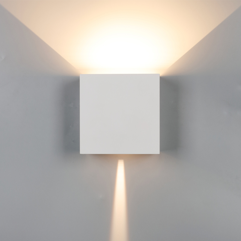 Уличный светильнык 15*10*15 см, LED 20W 2700K белый Mantra Davos 8610
