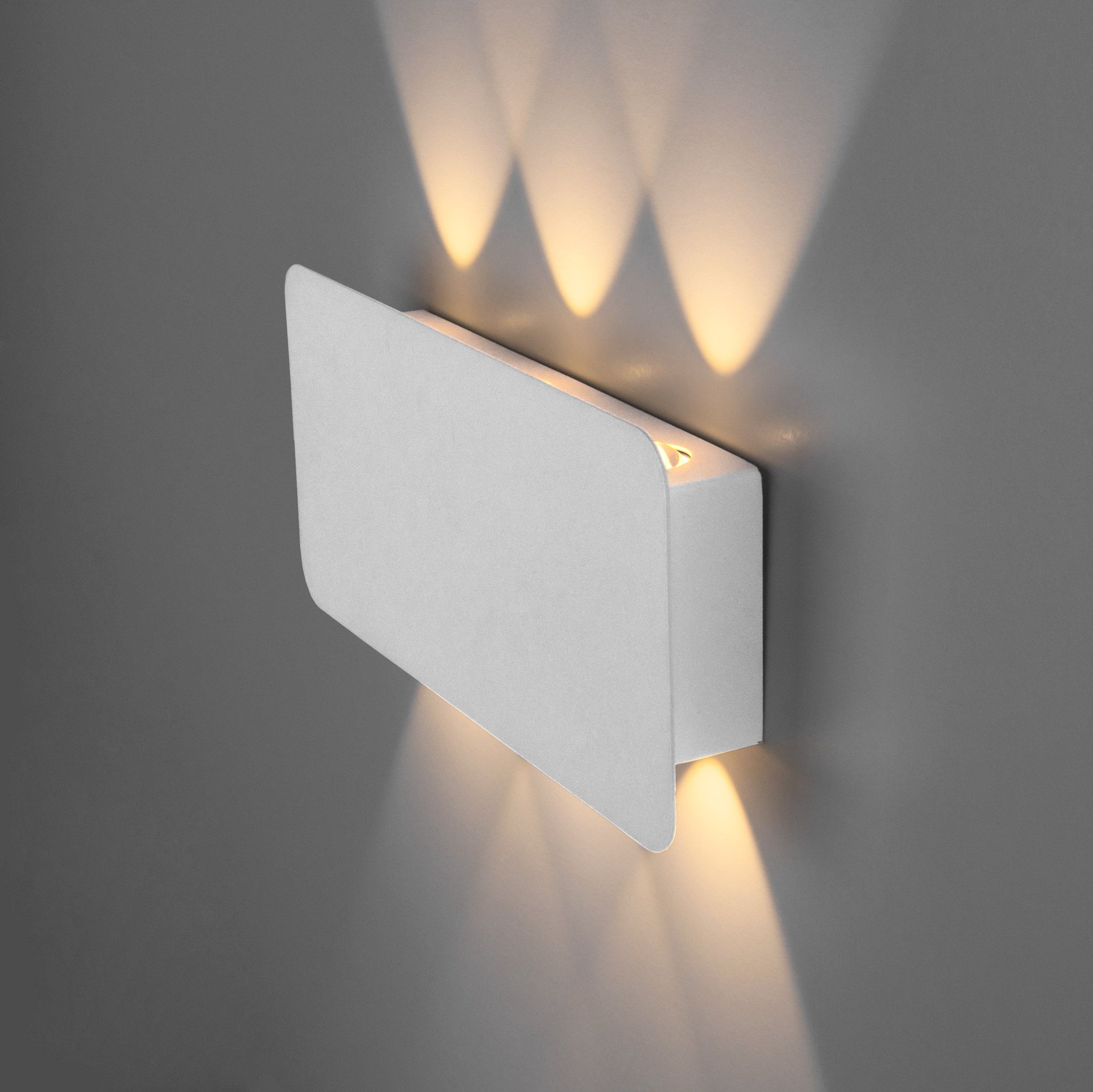 Настенный светодиодный светильник Angle LED 40138/1 LED белый Elektrostandard