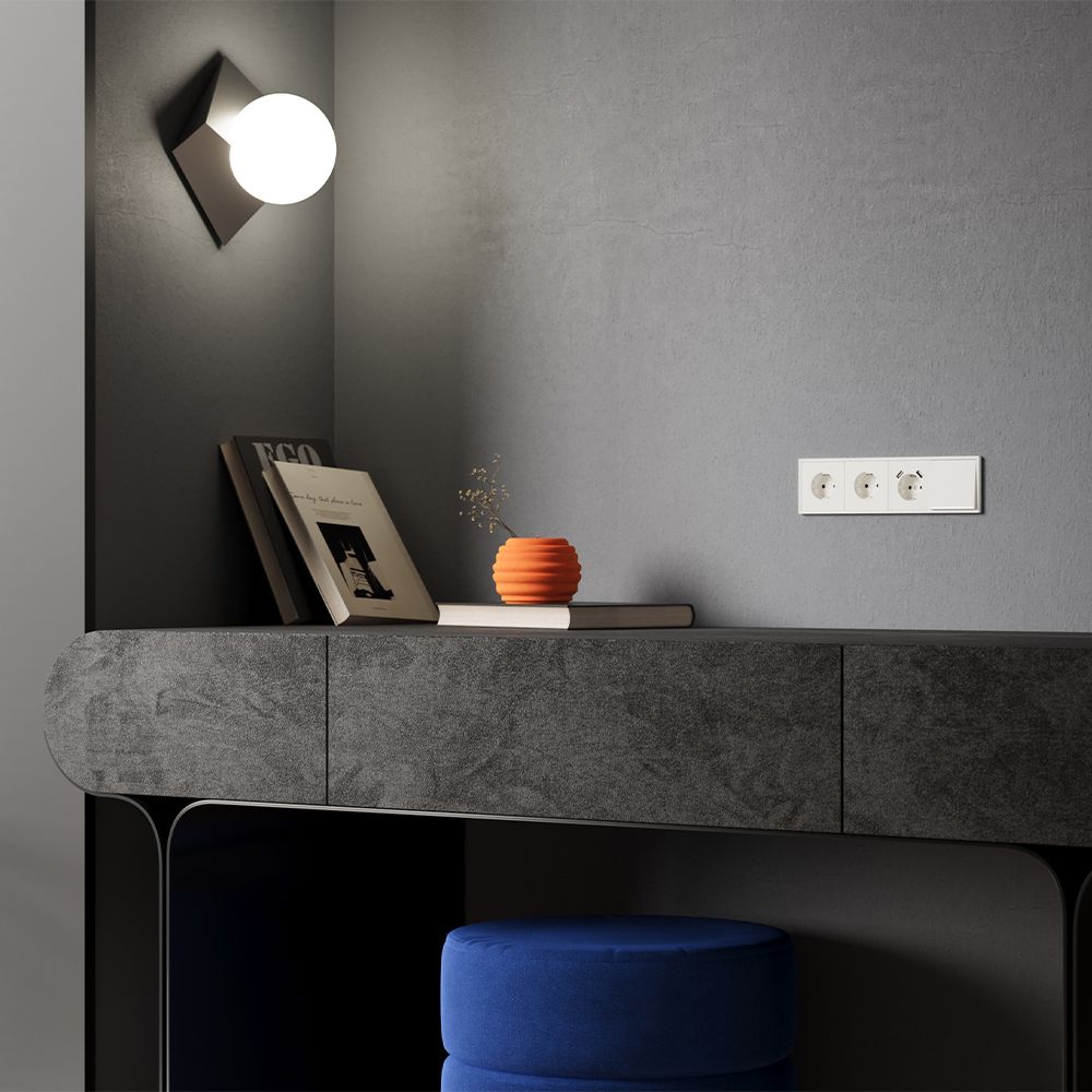 Накладка для розетки с заземлением и защитными шторками, с USB A+A, S70, хлопок Voltum VLS000913