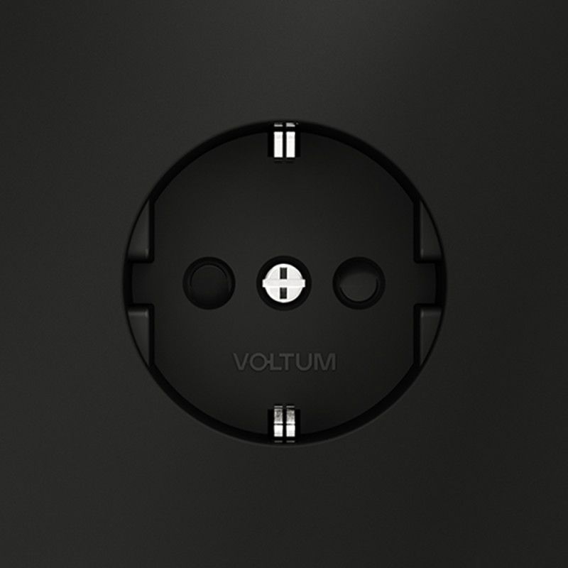 Розетка встраиваемая Voltum S70 с заземлением и защитными шторками, 16А, черный матовый пластик Soft touch VLS040208