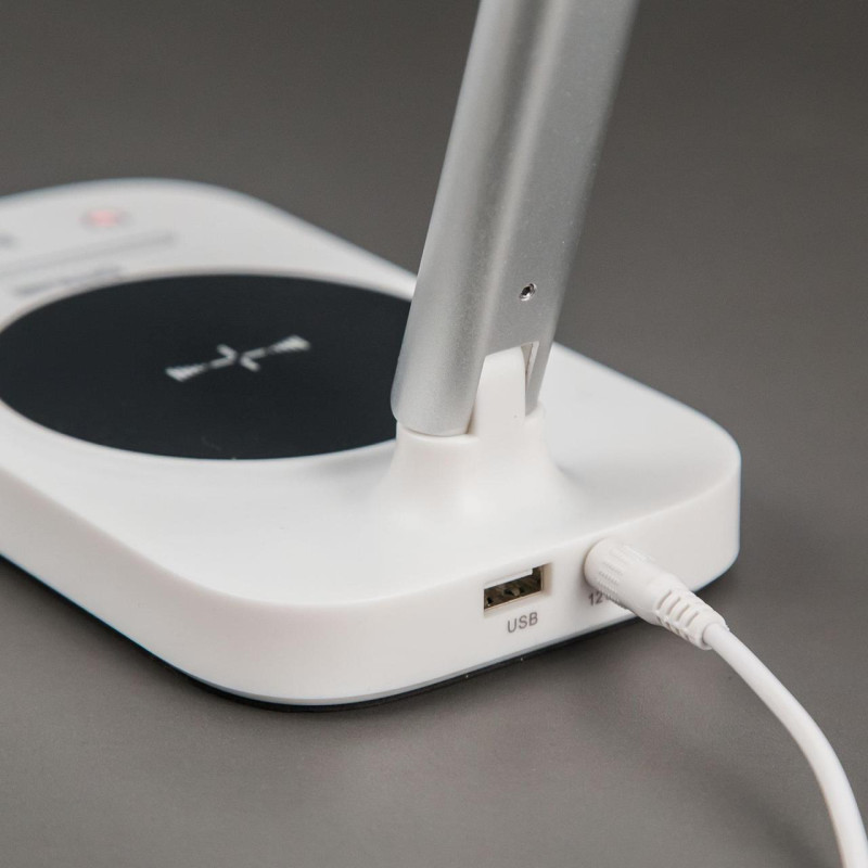 Настольный светильник светодиодный с USB+Qi Citilux Ньютон CL803051, белый с серебром