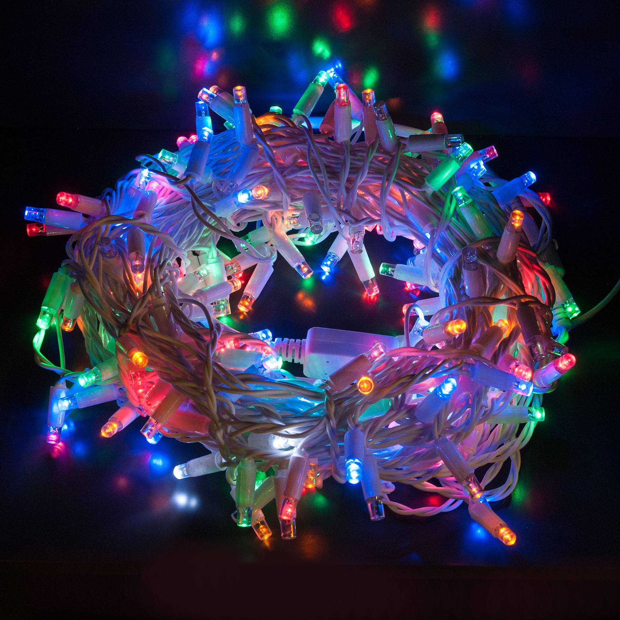 Гирлянда нить с мерцанием 10м IP65 1000 см Elektrostandard 400-101 мульти с эффектом мерцания 10м IP65