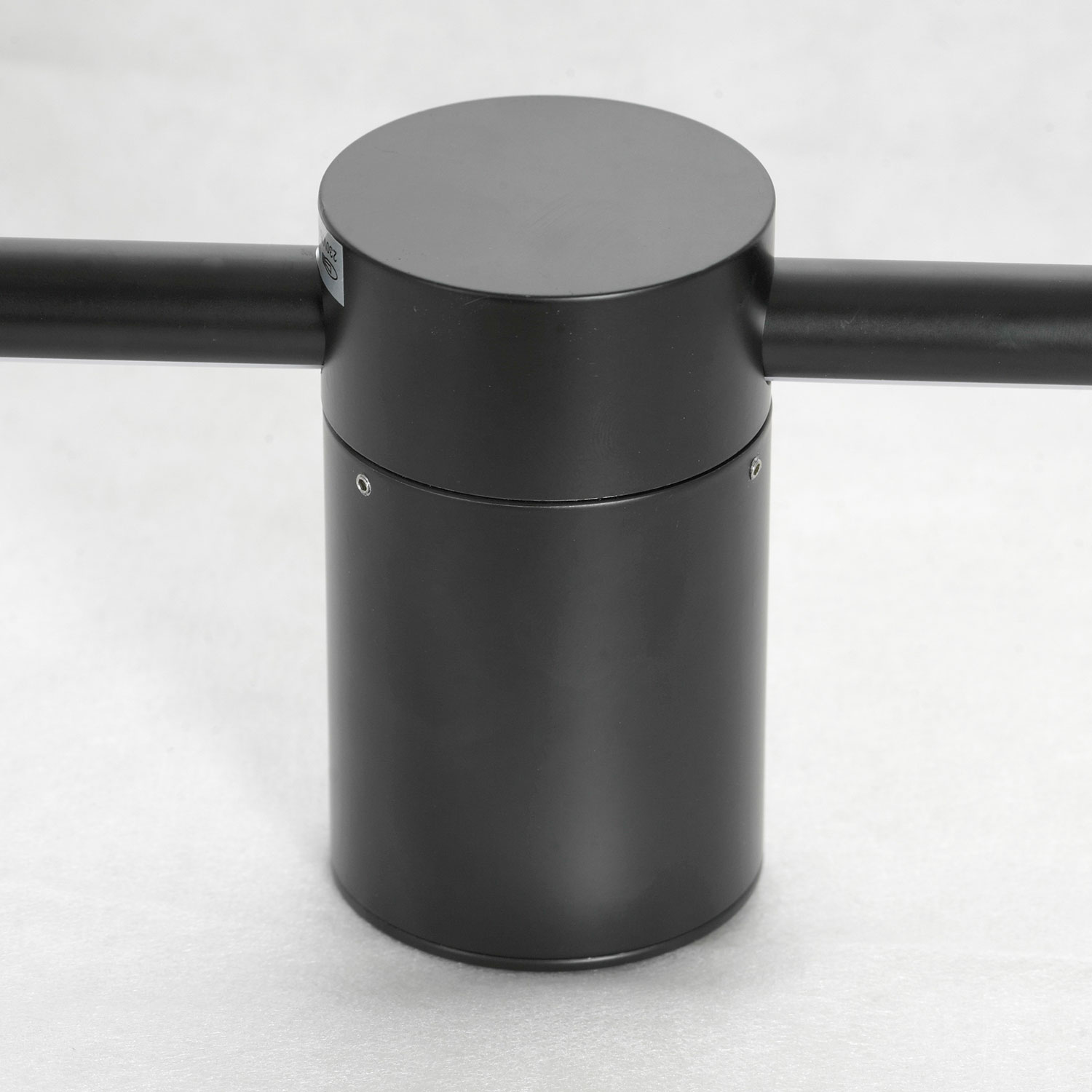 Бра Lussole LSP-7036, 91*6 см, черный