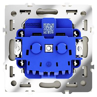 Розетка встраиваемая Voltum S70 с заземлением, защитными шторками и крышкой 16А, шелк пластик Soft touch VLS040304
