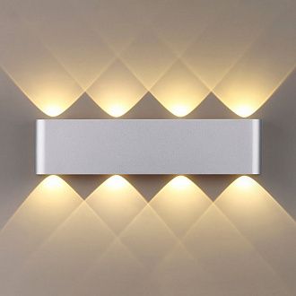 Светодиодный светильник 46 см Odeon Light Magnum 4217/8WL, 8W LED, 3000K, серебро