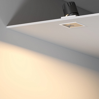 Потолочный акцентный светильник 8*8*10 см, 10W 3000K Elektrostandard Inline 25091/LED хром;белый