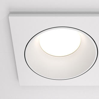 Светильник 17 см, Maytoni Technical Zoom DL033-2-02W, белый, вр 8*16 см