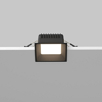 Встраиваемый светильник Downlight 8*8*4,5 см, 8W, 3000-4000-6000K 120° Maytoni Technical Okno DL056-8W3-4-6K-B черный, вр 8*8 см
