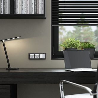 W1171041 Розетка с заземлением, белый акрил Werkel, 4690389197314