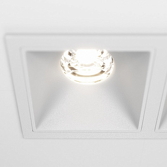 Светильник 13 см, 20W, 4000K, Maytoni Downlight Alfa LED DL043-02-10W4K-SQ-W, белый, вр 5,5*11,5 см