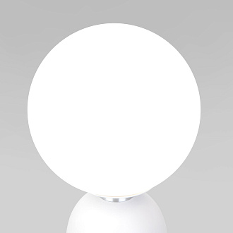 Настольный светильник Eurosvet Bubble 01197/1 белый