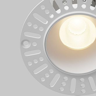Встраиваемый светильник 9*8 см, вр 6 см, *LED*10W, 3000K, Maytoni Dip DL119-10W-3K-TRS-W, Белый