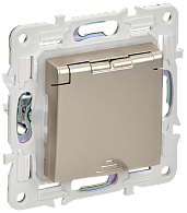 SKANDY Розетка з/к/ш кр. 16А IP44 SK-R11Sh шамп. IEK, SK-R16-16-44-K37