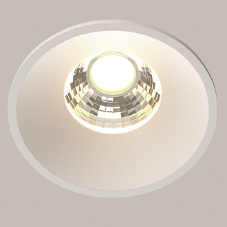 Встраиваемый светильник 6*6*5,3 см, LED, 7W, 3000К, Maytoni Technical ROUND DL058-7W3K-W белый, вр 5,4 см