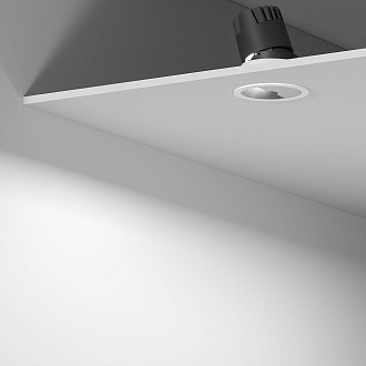 Потолочный акцентный светильник 8*8*10 см, 10W 4000K Elektrostandard Inline 25090/LED хром;белый, вр 7,5 см