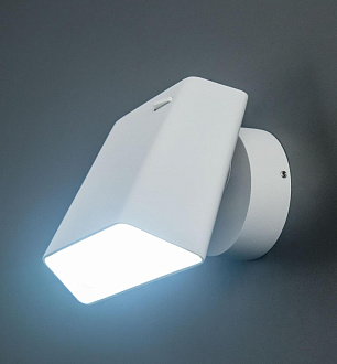 Светильник настенный Citilux CL533410N Норман, белый
