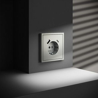 Розетка встраиваемая Voltum S70 с заземлением и защитными шторками, 16А, с USB, A+С, сталь пластик Soft touch VLS040505