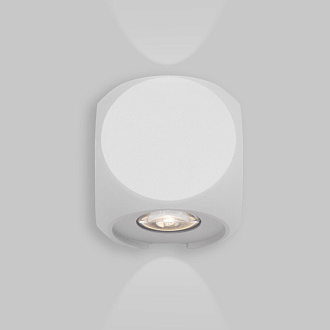 Уличный настенный светодиодный светильник Maytoni Bond Street O015WL-L4W, 4W LED, 3000K, белый