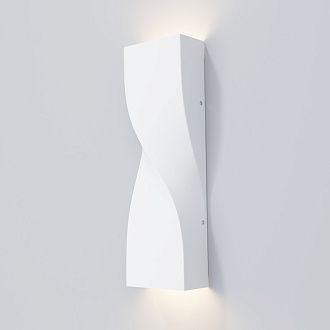 Уличный настенный светильник Maytoni Twist O040WL-L11W3K, 11W LED, 3000K, белый