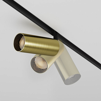 Светильник на шине 5,2*5,2*19,4 см, LED, 12W, 3000К, Maytoni Technical FOCUS LED TR032-2-12W3K-M-BBS латунный