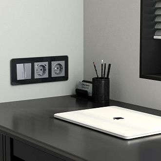 W0032448 Рамка на 3 поста Elite, черный, стекло Werkel, 4690389196225