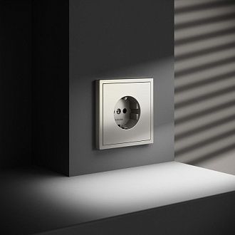 Розетка встраиваемая Voltum S70 с заземлением 16А, шелк пластик Soft touch VLS040104