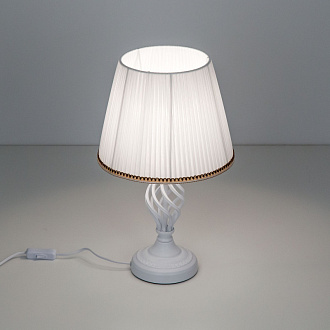 Настольная лампа Citilux Вена CL402800, белый
