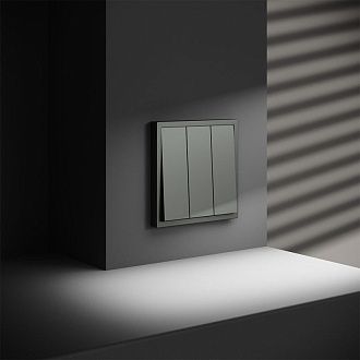 Выключатель встраиваемый Voltum S70 трехклавишный 10А, титан пластик Soft touch VLS030106