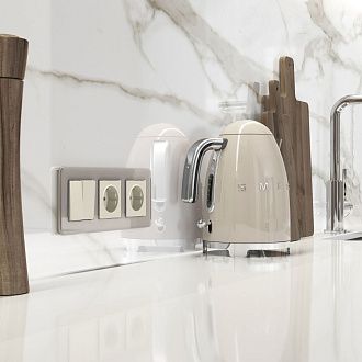 W0032417 Рамка на 3 поста Elite, дымчатый, стекло Werkel, 4690389180750