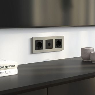 W0032917 Рамка на 3 поста Slab, дымчатый софт Werkel, 4690389218439